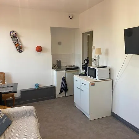 Studio Game Apartment